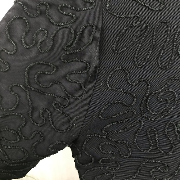 Vintage Frank Usher black cropped raised pattern short sleeve tie front jacket - Picture 9 of 11